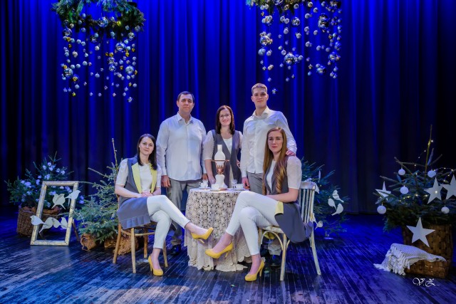 Vokālā grupa "Tikai tā"